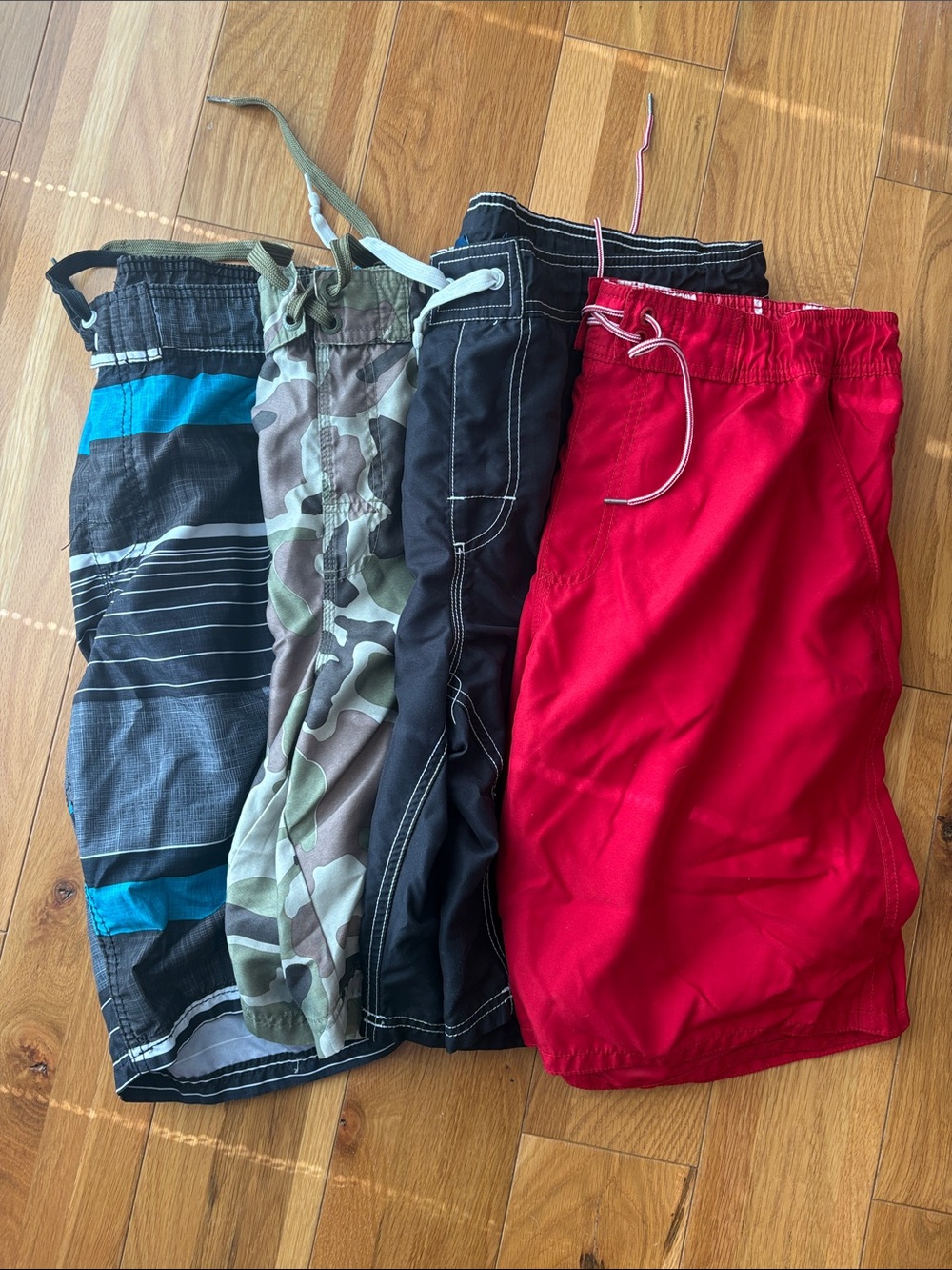 Lot of Men’s Swim Trunks - size L - 4 pairs